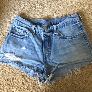Levi shorts 501